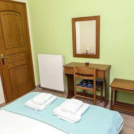 Iliopetro Otel Monemvasía Dış mekan fotoğraf