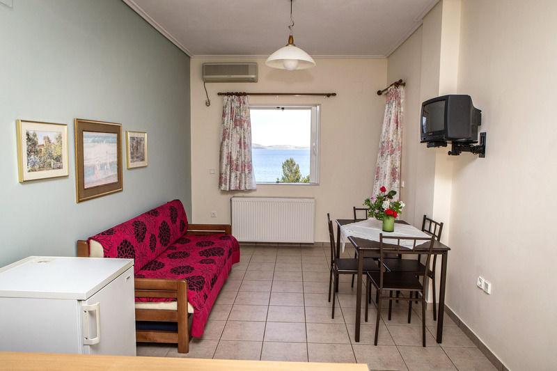Iliopetro Otel Monemvasía Dış mekan fotoğraf